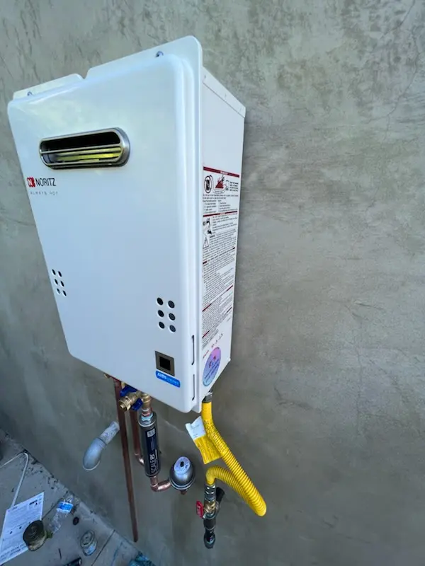 Tankless water heater installation for Scaggsville homes